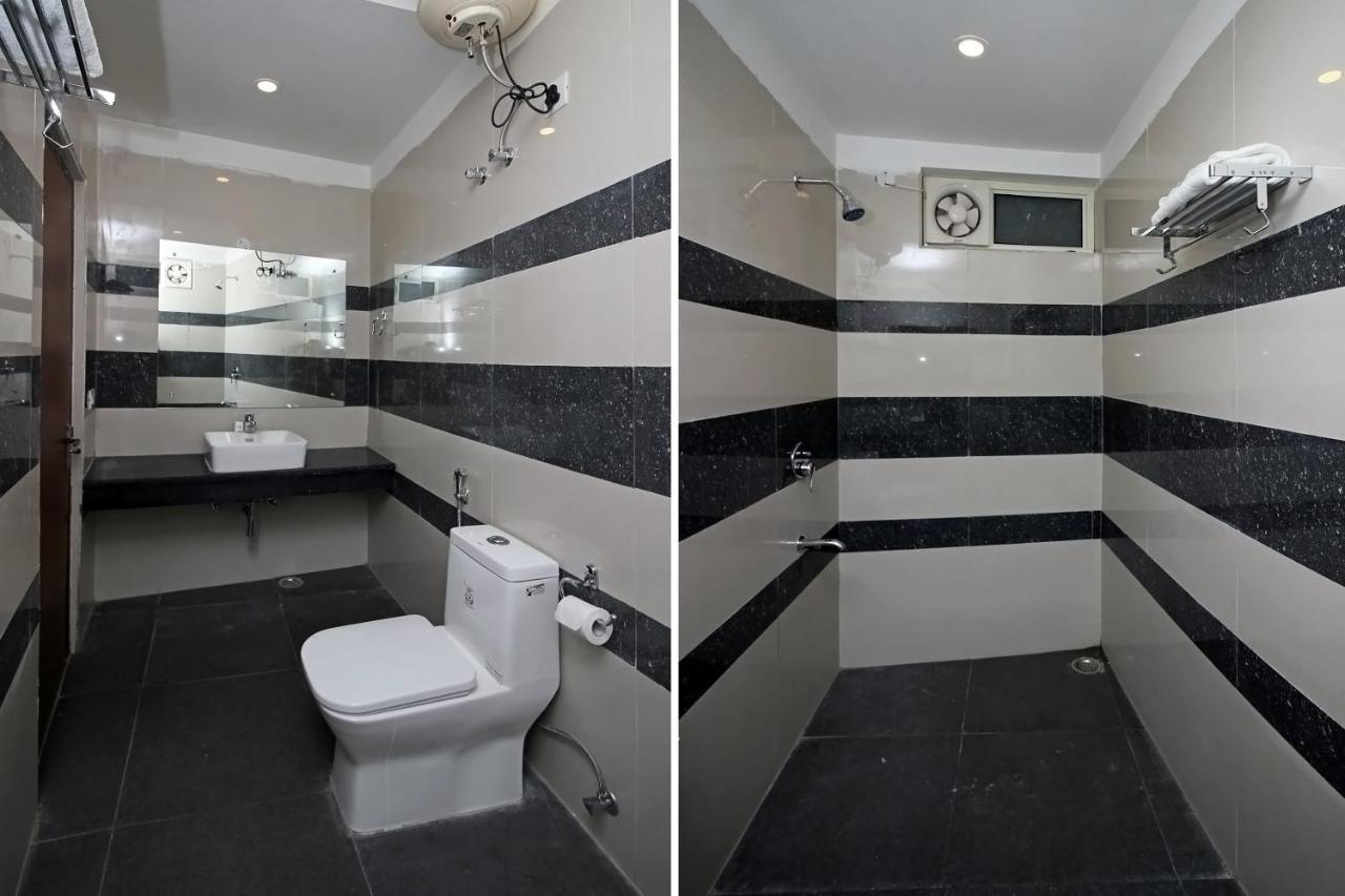Oyo Hotel Blu Pebbles Near Delhi Airport Нью-Дели Экстерьер фото